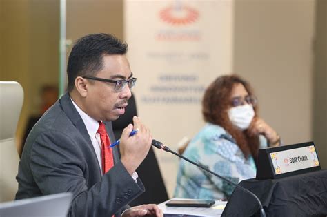 Meskipun orang kristian menghadapi cabaran hidup dan berasa penat selepas bekerja seharian, mengapakah mereka tetap berusaha untuk bergaul dengan rakan seiman? Malaysia gesa segera capai persetujuan 3 dokumen utama ...