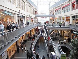 Clovis luik hasn't made any photos public yet. Shoppen in Luik, België: winkelen in Centre Carré, de winkelgalerijen in het centrum en de markt ...