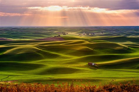 Palouse Rolling Hills With Rays Of Light Getty Photography