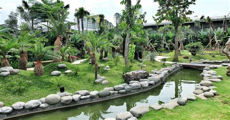 Kota malang terutama batu malang merupakan kota pariwisata yang banyak disukai para pengunjung baik dari dalam kota malang sendiri maupun dari luar kota malang bahkan hingga para wisatawan mancanegara yang. Peta Park Bandung: Lokasi Tempat Wisata, Harga Tiket Masuk & Fasilitas
