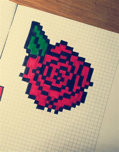 Rose als Pixel art Dibujos de puntos Punto de cruz geométrico