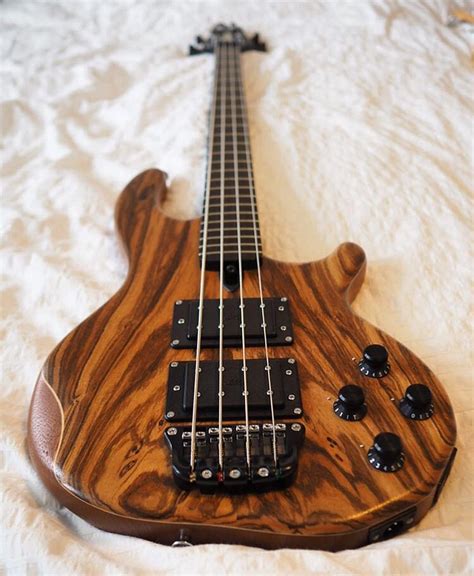 Bass Player Magazineさんbassplayermagのinstagramアカウント 「a Wal Bass Mk3 With A Beautiful Top
