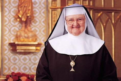 Mother Angelica Founded Tvs Ewtn Dead At 92