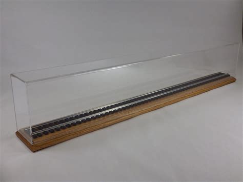 36 O Gauge Train Display Case Honey Oak Finish Includes 3 Or Two Rail