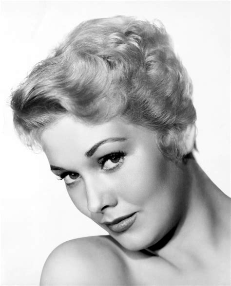 Kim Novak Photo 80 Of 90 Pics Wallpaper Photo 573103 ThePlace2