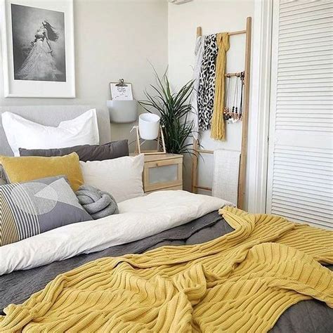 34 Amazing Colorful Bedroom Decoration Ideas In 2020 Yellow Bedroom