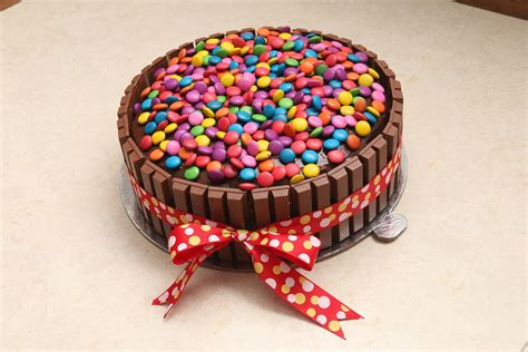 Chocolate Kit Kat Cake Recipe