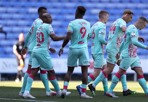 Swansea City Secure Play Off Spot Despite Late Reading Equaliser Itv