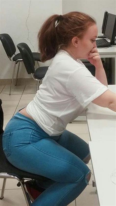 Pin By Michael Carter On Missvezdica Curvy Girl Sexy Jeans Sexy Nerd