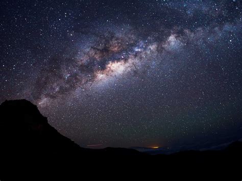 2048x1365 Starry Night Night Stars Landscape Milky Way Trees Mountain