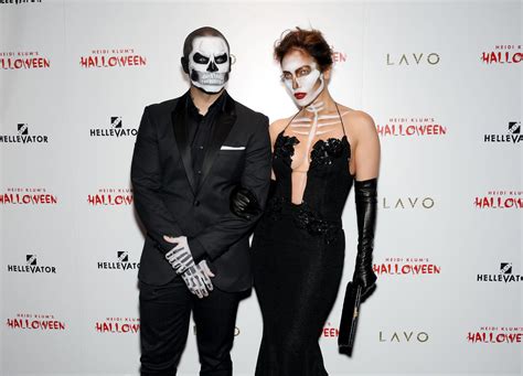 Jennifer Lopez And Casper Smart Skeleton Halloween