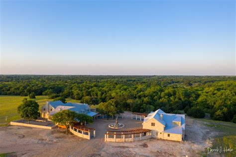 Texas Ranch Design By Dallas Architect Steve Chambers Hill Country