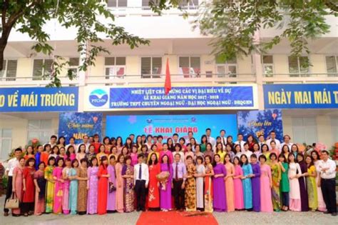 Cảnh sát và các nhà chức trách ở tây nam trung quốc đang điều tra việc giáo viên mẫu giáo bị tố đánh đập và ép tờ the paper đưa tin một người phụ nữ họ li ở tỉnh vân nam, phía tây nam trung quốc, cáo buộc bà li đã đưa con gái mình đến trường mẫu giáo vào ngày hôm sau để khiếu nại. 1 trường ở Nam Định lọt top 10 trường THPT có tỷ lệ đỗ đại ...