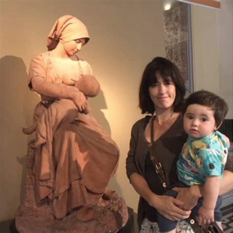 Breastfeeding Mom Responds To Museum That Made Her Cover Up Popsugar