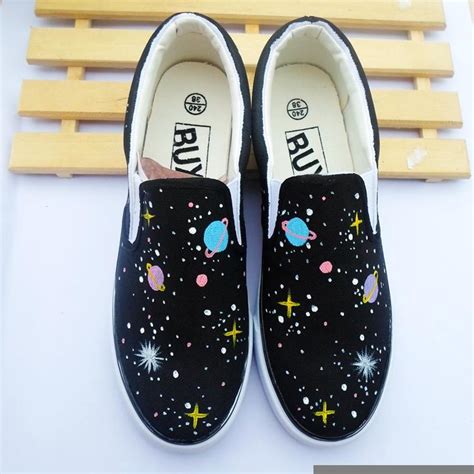 Hal ini merupakan perubahan besar dalam pola kehidupannya , pada sebagian besar anak. Harajuku fashion galaxy hand-painted canvas shoes SE10553 ...