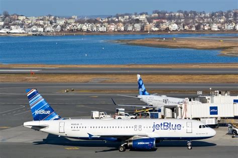 Then there are 20 rows of regular economy seats, in rows 6 through 9, and again in rows 12 through 27. JetBlue Unveils New A320 Cabin Interior and Future Plans ...