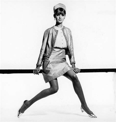 Jean Shrimpton Photo By David Bailey Vogue December 1965 Jean