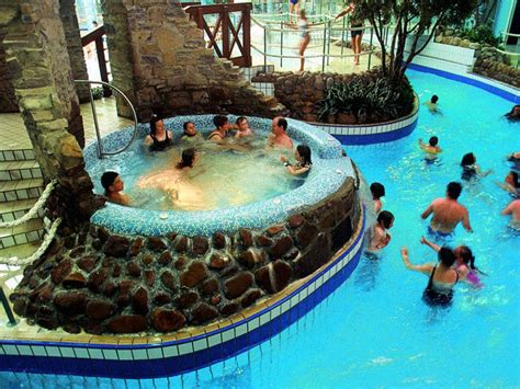Aquadome Tralee nearby Tralee Townhouse, Bed & Breakfast