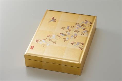 What Makes Kinkakuji Temple Gold Kanazawa Gold Leaf