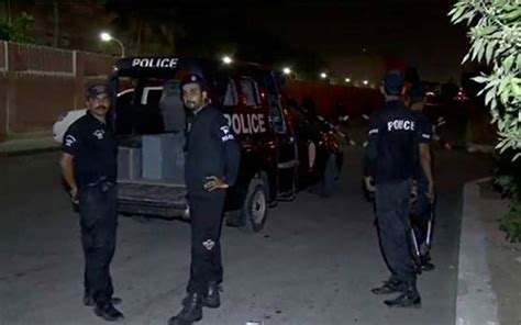 فیصل آباد مبینہ پولیس مقابلہ ایک زخمی ڈاکو گرفتار