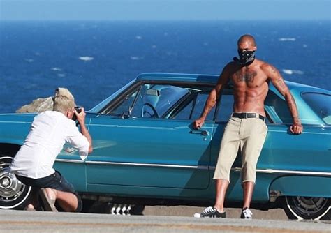 Photos Shirtless Jeremy Meeks Shows Off His Ripped Abs For New Photoshoot