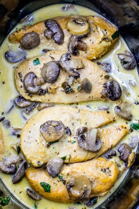 Easy Low Carb Slow Cooker Creamy Chicken Marsala Rketofood