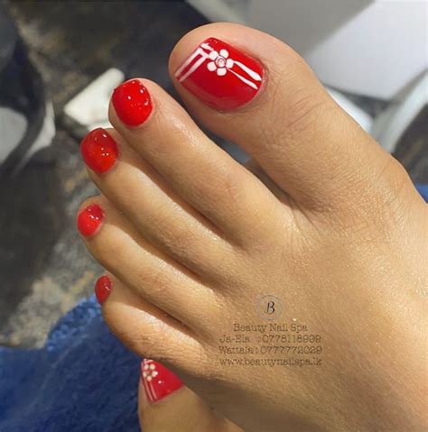 Of The Prettiest Summer Toe Nails The Glossychic