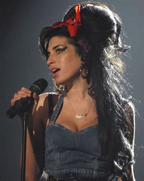 Amy Winehouse Fanpage ️ On Instagram Shes Glowing Here