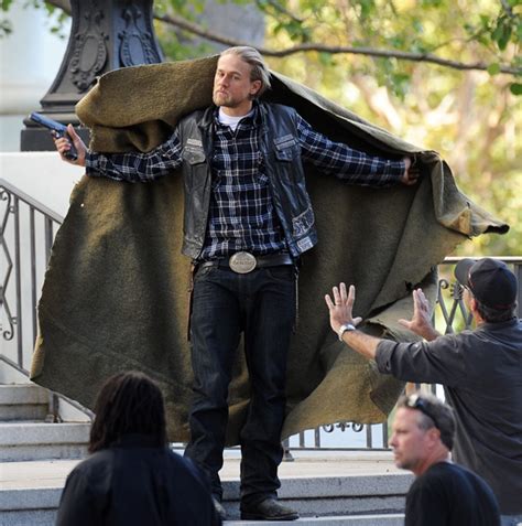 Charlie Hunnam Shoots Sons Of Anarchy With Five Episodes