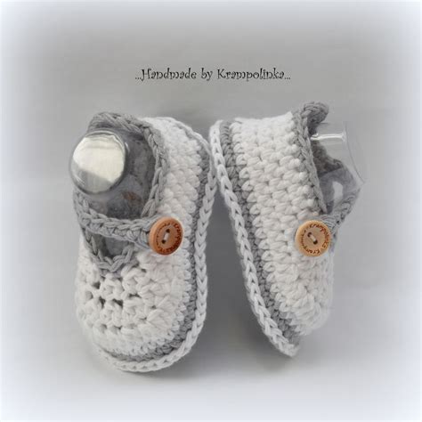 Easy Baby Booties With Free Crochet Pattern Our Picks
