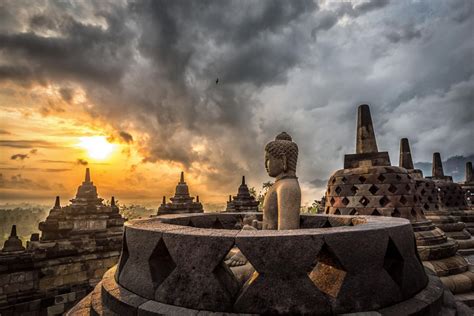 Candi Borobudur Kekayaan Indonesia Yang Tiada Duanya