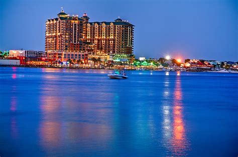 The Best Destin Florida Hotels On The Emerald Coast Trekbible