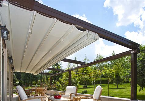 Awnings And Canopies What Is The Difference