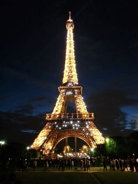 30 Eiffel Tower At Night Images
