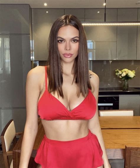 This popular dating website and app is free, allowing you to browse profiles and reach out to anyone you want to connect with. Best Brazilian Dating Sites 2021 - Top Places to Meet ...
