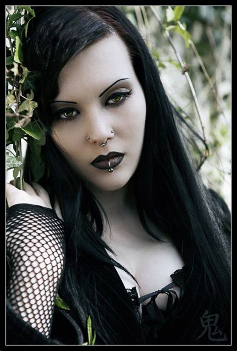 17 Best Images About Goth Beauties Art On Pinterest Goth Style