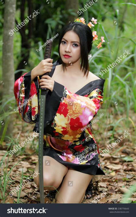 Portrait Asia Beautiful Japanese Kimono Woman Stock Photo Shutterstock