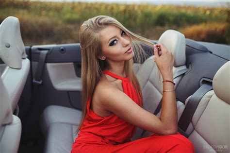 Wallpaper Women Model Blonde Car Glasses Sitting Vehicle