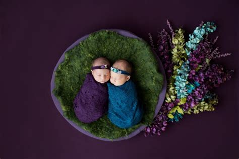 Choosing Colors And Flowers For Your Newborn Photo Session