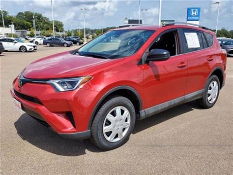 Pre Owned 2017 Toyota Rav4 Le 4dr Front Wheel Drive Fwd Sport Utility
