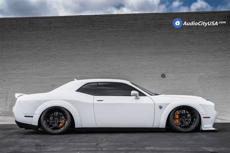 20″ Staggered Rohana Wheels For 2018 Dodge Challenger Hellcat