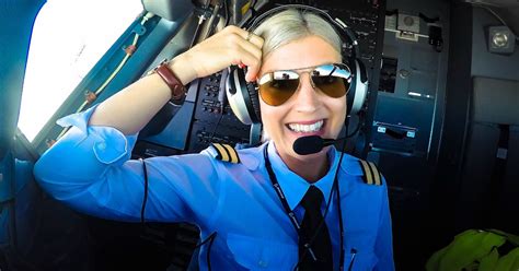 Blonde Bombshell Pilot Living The High Life Shares Globe Trotting Cockpit Selfies That Are