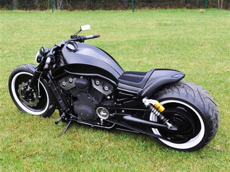 Wow Harley Davidson V Rod Rod By Fredy Motorcycles Harley Davidson