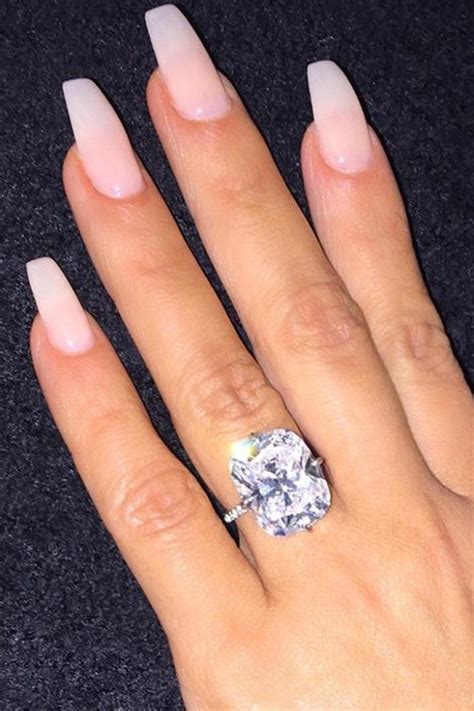 Search by tag or locations, view users photos and videos. Kim Kardashian West Debuts New Nails