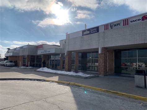 13783 W Oasis Service Rd, Lake Forest, IL 60045 - Lake Forest Oasis