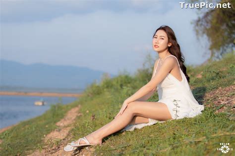White Sexy Girl And The Beach Thailand Model Rungsiya Chuanchom Ảnh đẹp