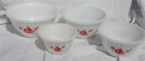 Set Of 4 Nesting Mixing Bowls Mckee Milk Glass Red Ships Sailboats