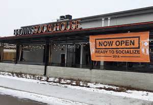 Browns Socialhouse expanding across Canada - Canadian Business ...