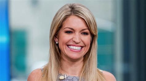 The halls of fox news are loaded with some of the most beautiful women in the world. 10 Of The Best Female Fox News Anchors - TheNetline