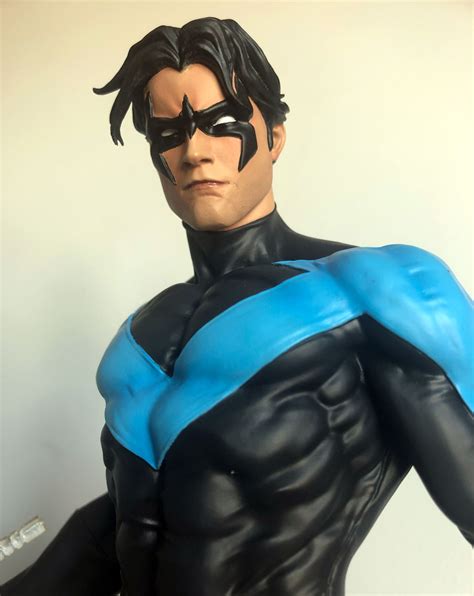 Dc Designer Series Nightwing Statue Brings Jim Lees Art To Life